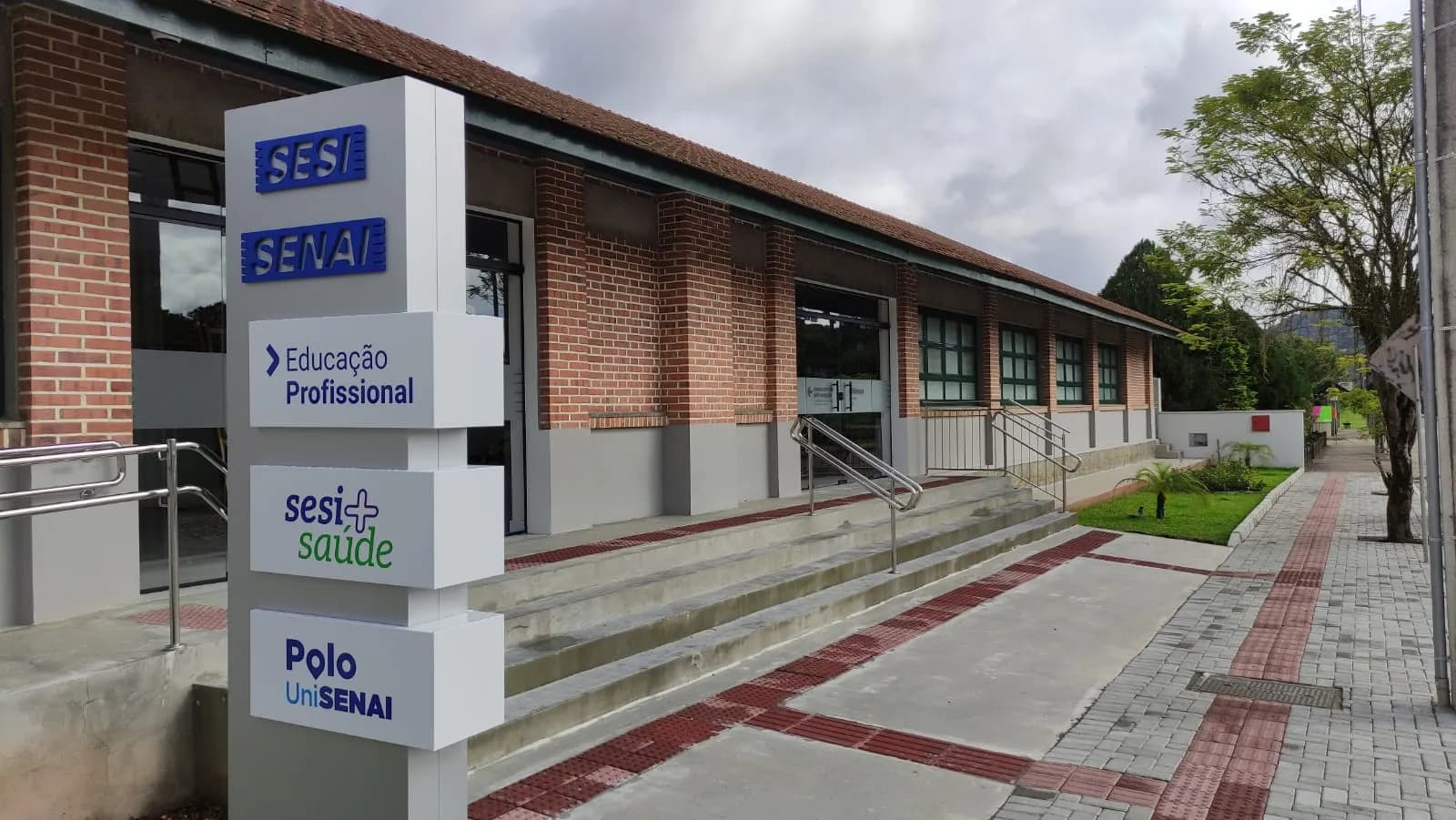 FIESC inaugura obras e apresenta projetos no Vale; investimentos de R$ 213 milhões